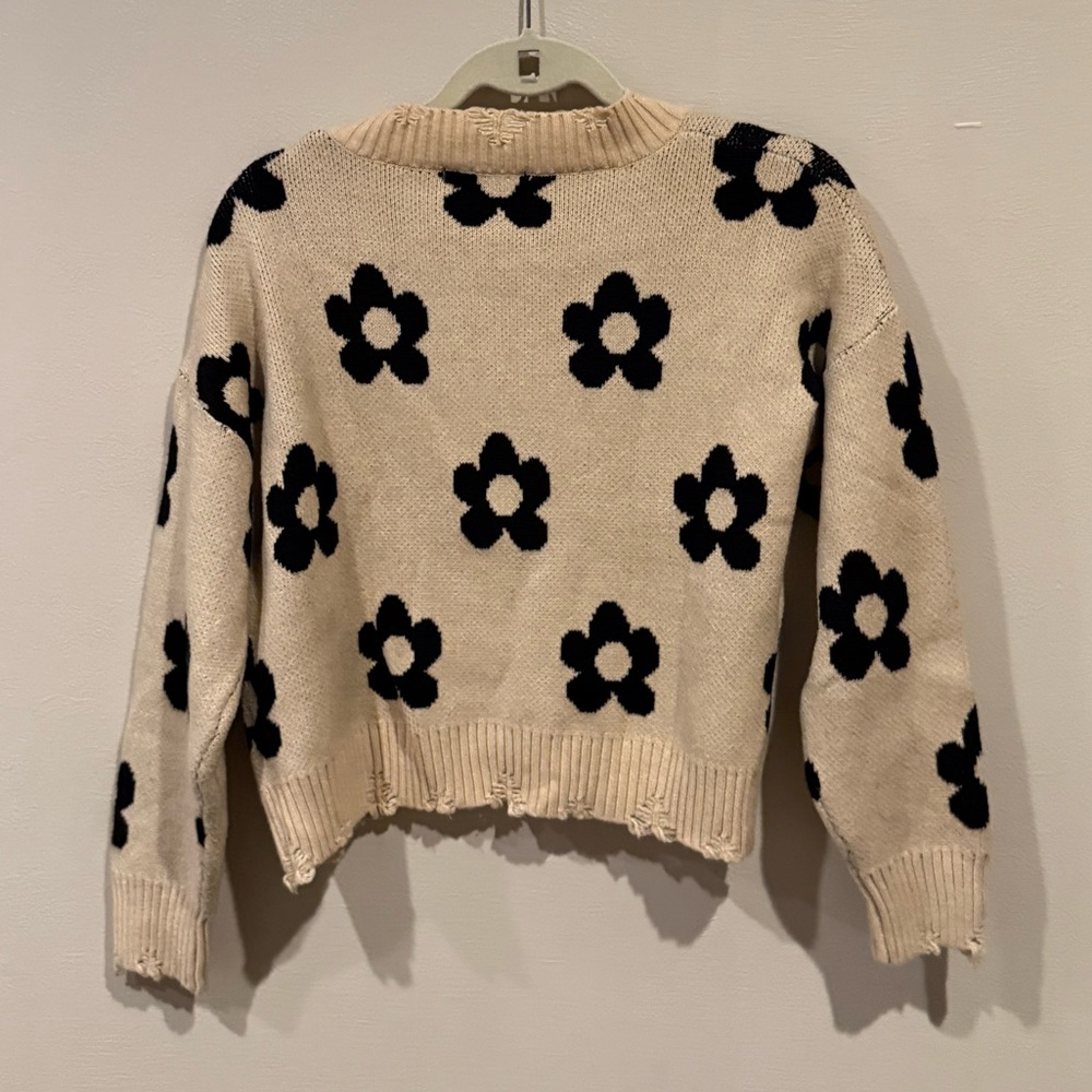 Brooklyn Karma Flower Print Sweater - Picture 2 of 3